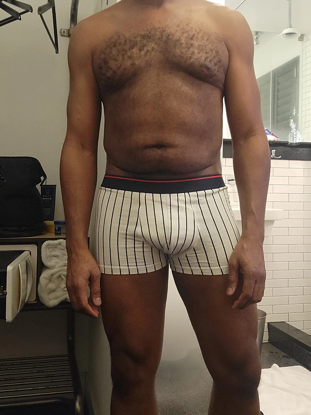 44 [m4m] #NYC Looking to suck off a guy. Can host or travel