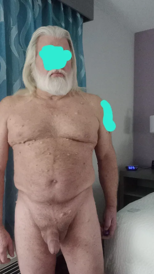60 y/0 M4F have a candy cane for a naughty girl