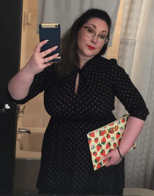 Can't Hide the Curvage