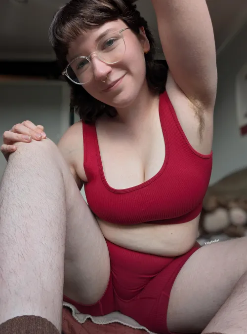 I think leg hair is cute on us girls