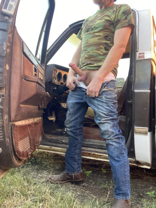 I’m just a redneck blowing off some steam on the side of the highway 