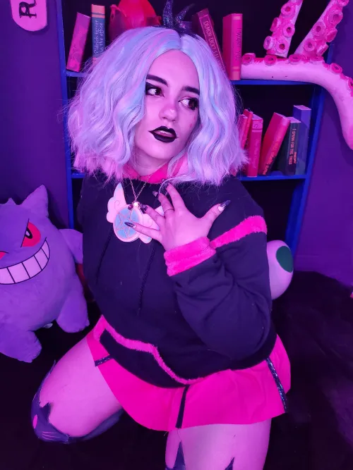 its cannon now that gengar is a perv. I mean look at this guy. t wasnt done on purpose but in every photo he's just like this it makes me laugh so hard