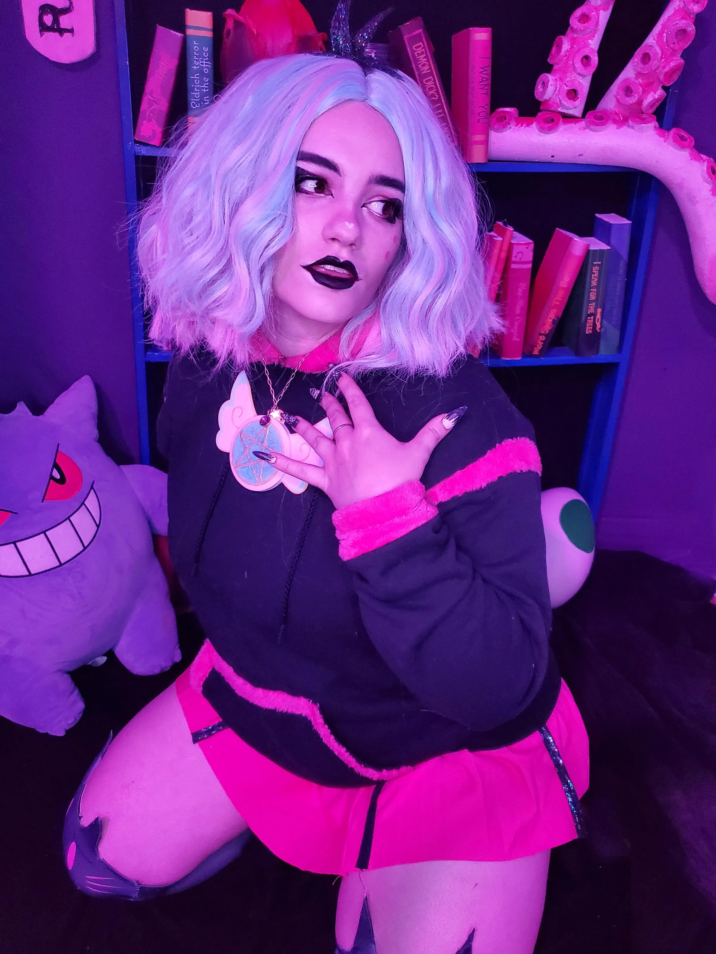 its cannon now that gengar is a perv. I mean look at this guy. t wasnt done on purpose but in every photo he's just like this it makes me laugh so hard