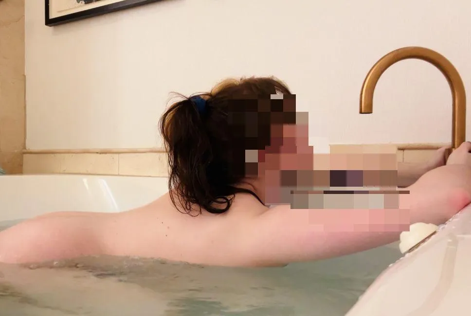 just had the most amazing time with the hotel bathtub jets on a family roadtrip