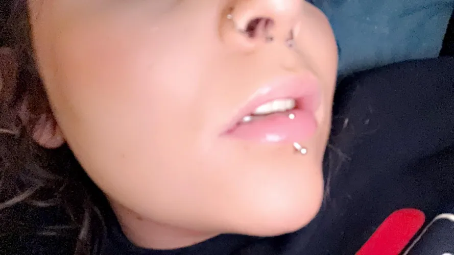 Natural lips for daddy x 