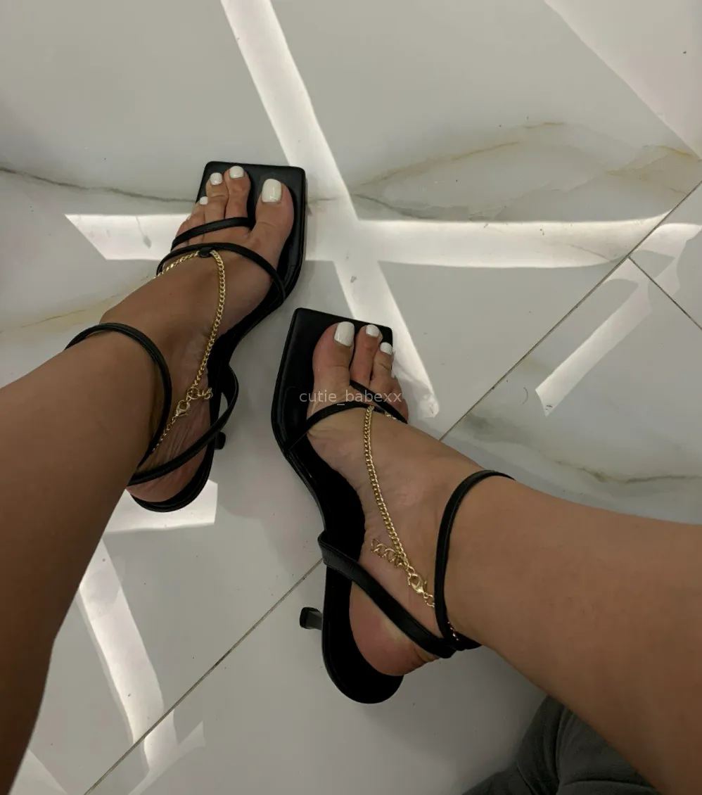 Ready to go out... almost (f)