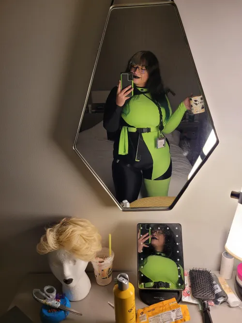 sliding my way into the room with a cosplay selfie. hello :3