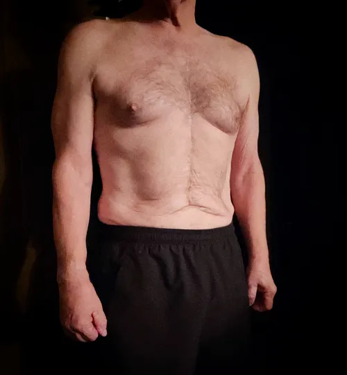 Tuscaloosa - 70yo looking for mature playmates.