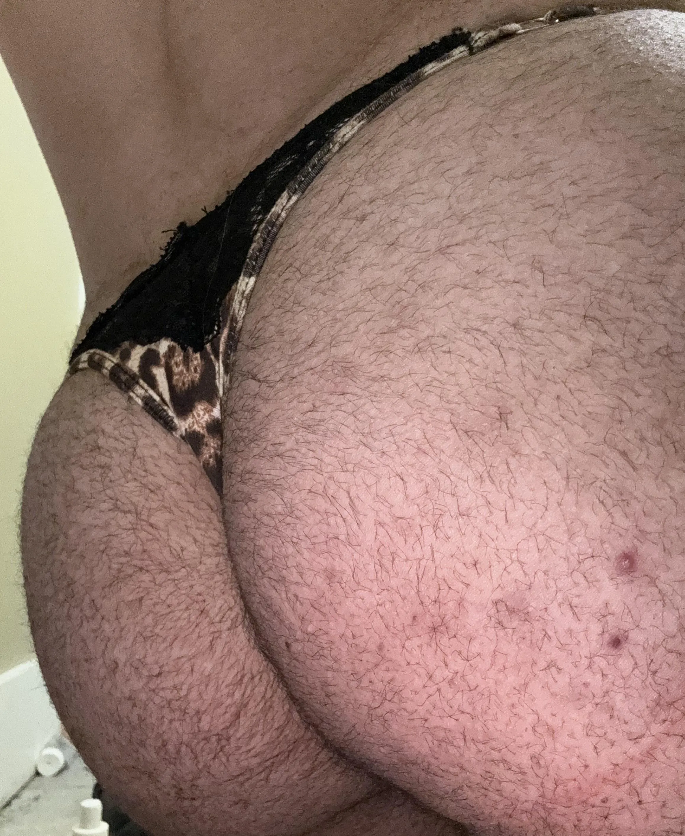 What’s the first thing you would do to my hairy cheeks?