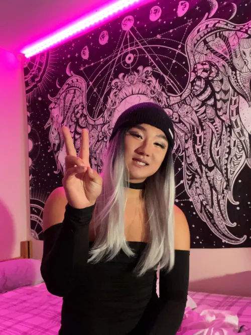 Would you be ok with a crossdressing roommate?