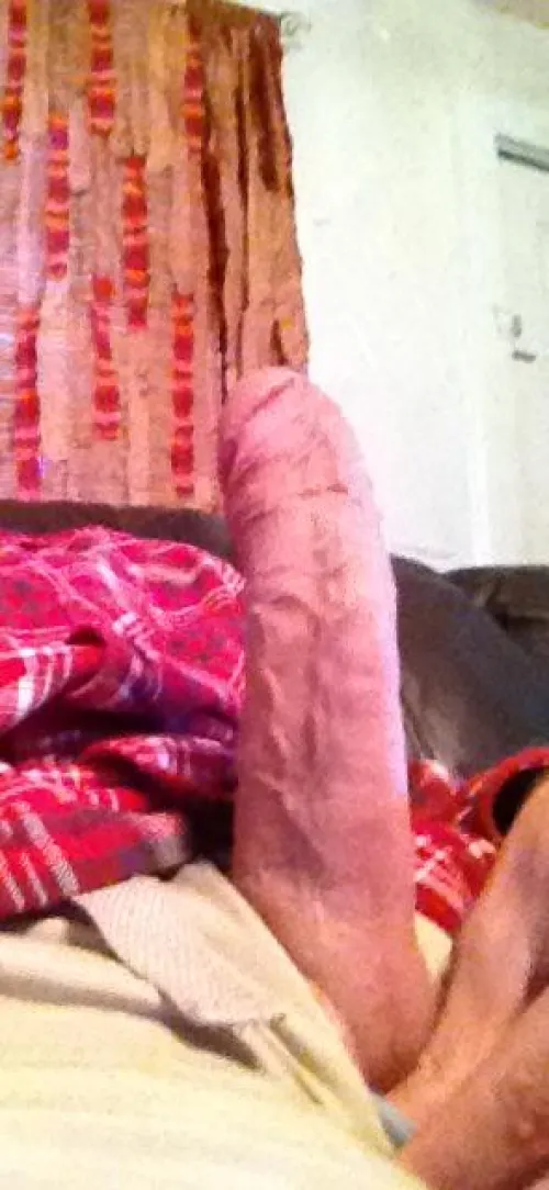 38[m4f] 9 inches uncut thick looking 