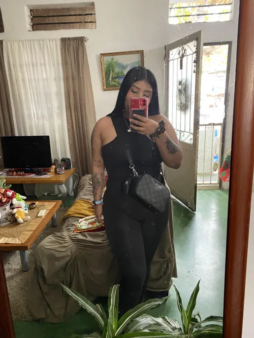 I love the color black!!