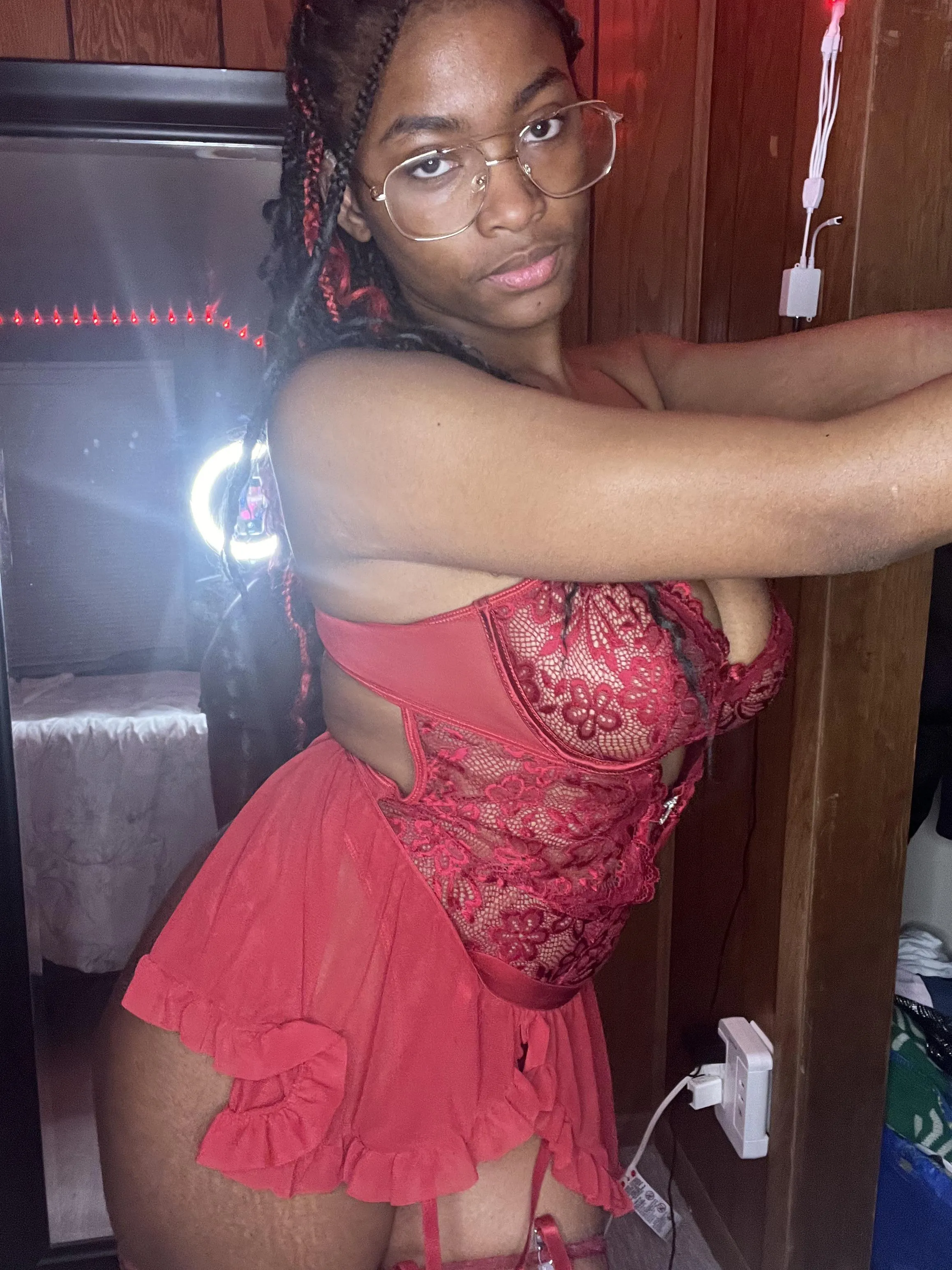 I’m waiting on daddy to shoot his hot sticky cum inside me