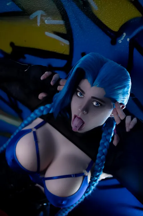 Jinx cosplay by Frame 
