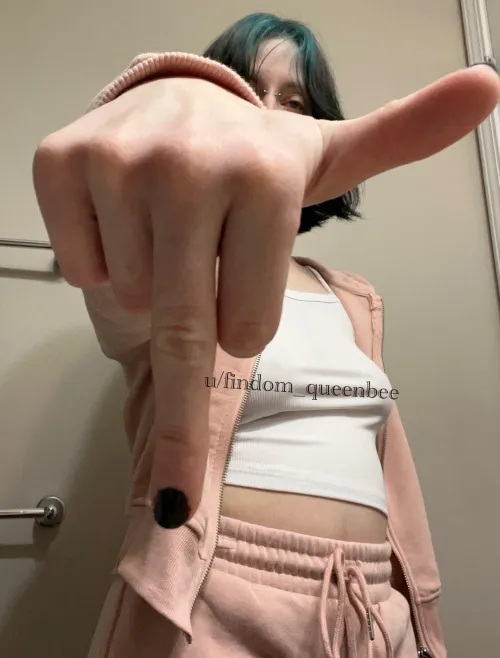 mommy’s about to have her way with you.