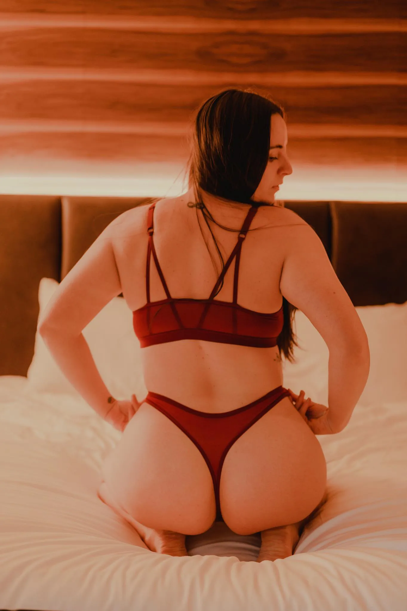 My husband just wants to jerk off and watch 30f 