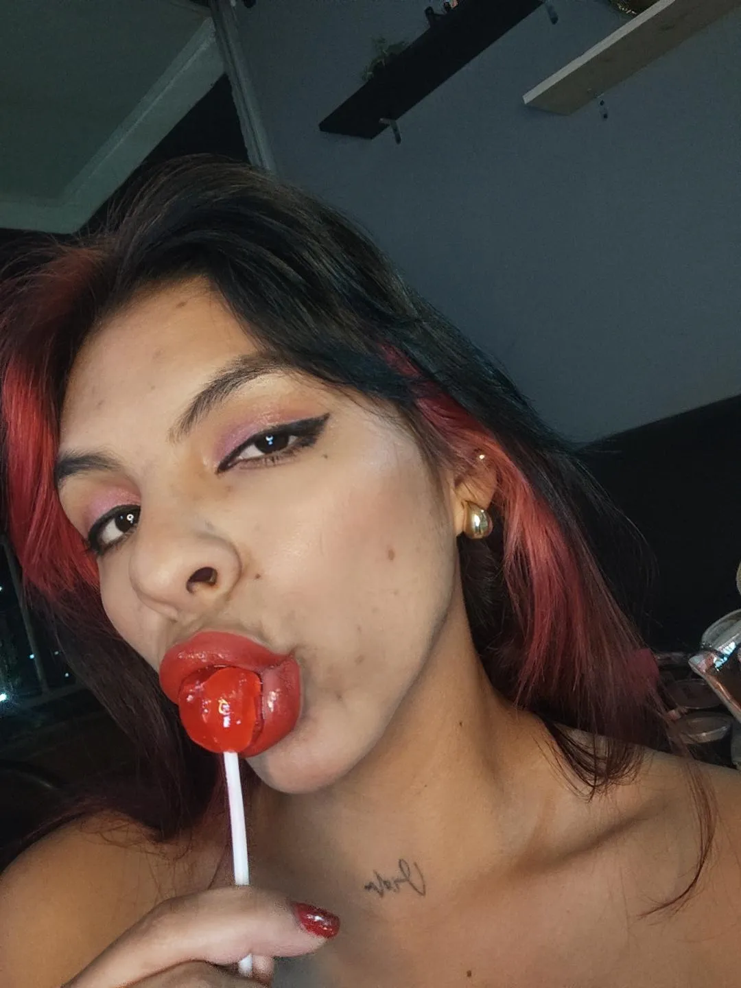 say Hi and do not ignore your naughty Milf