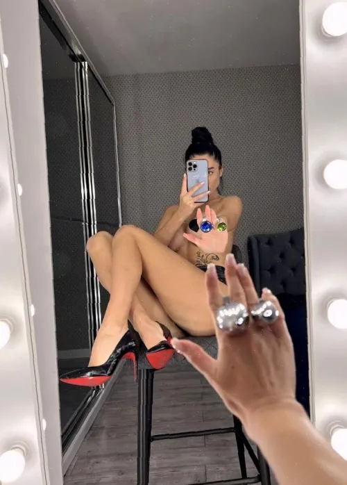 There's nothing hotter than a superior mistress in heels