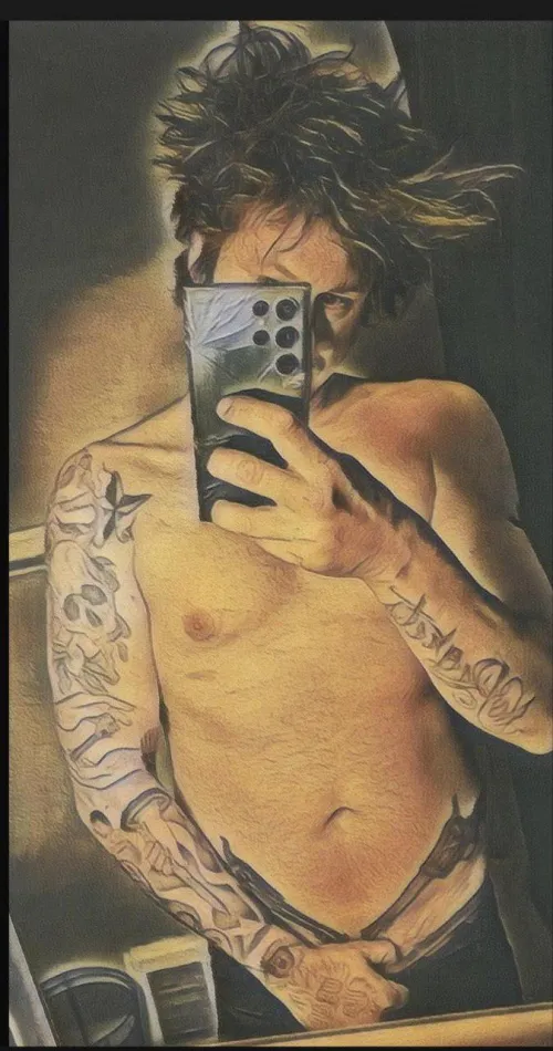 35 yo (m4f) key holder