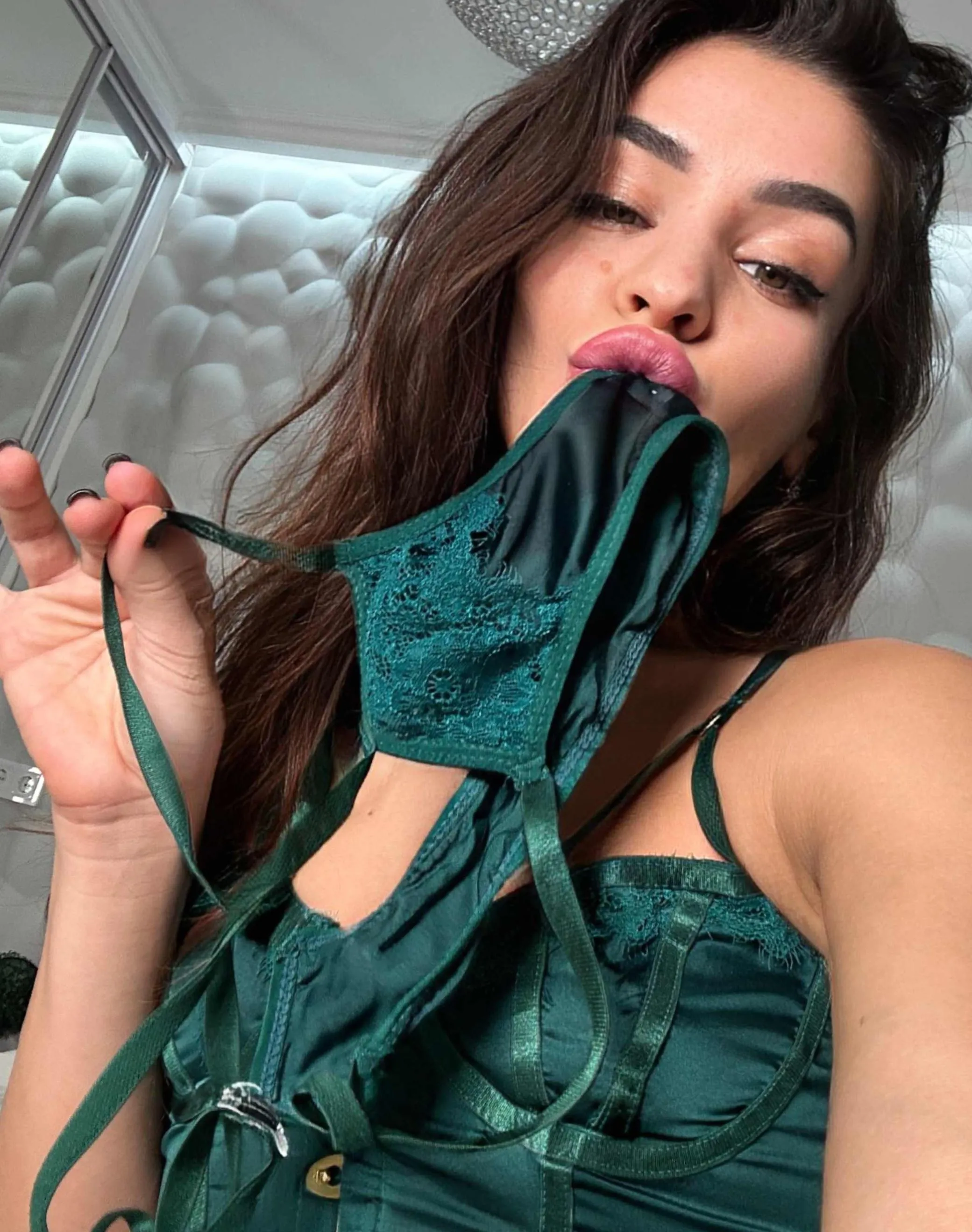 guys who eat undies are top tier