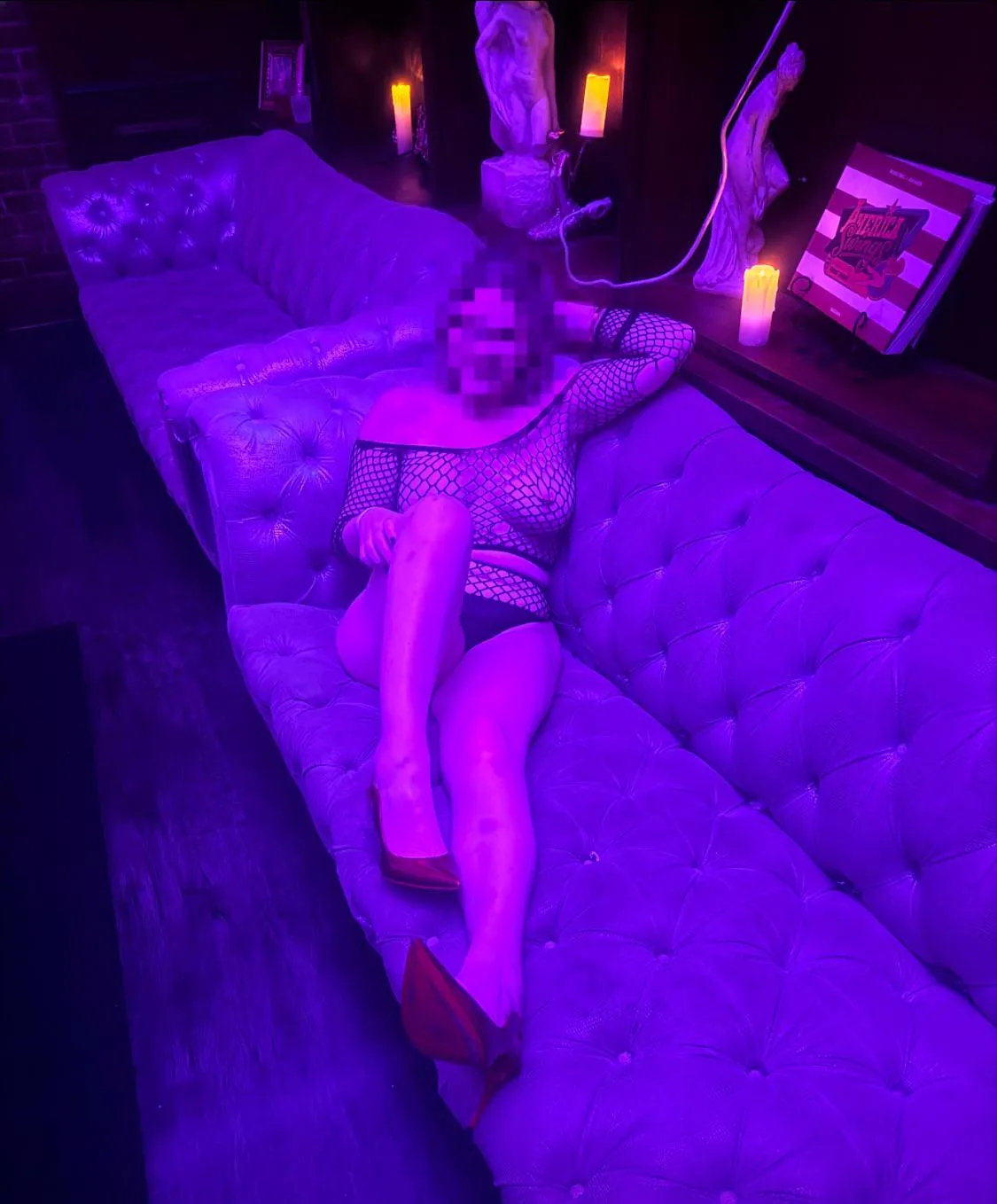 Happy Friday everyone! Can’t wait to be back in the Colette library tomorrow night!