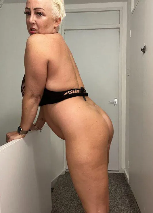 I am a naughty mom next door, I may need to be spanked