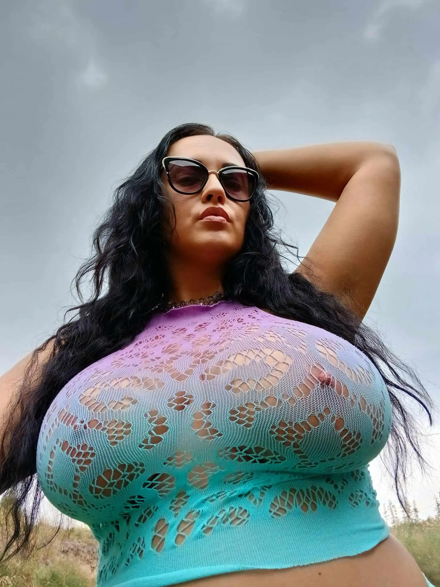 I know you'd like to take my top off