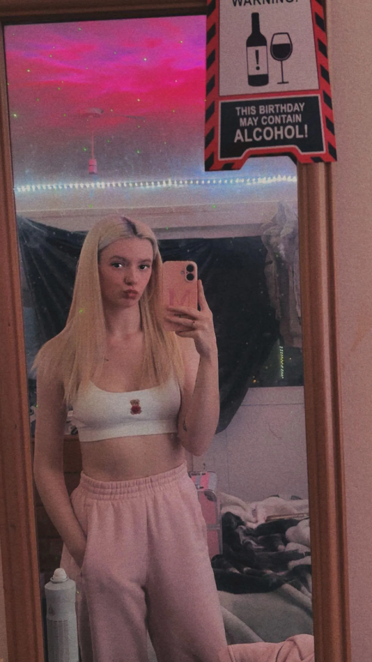 In need of a lesbian bestie so we can get drunk n fuck or get high n fuck