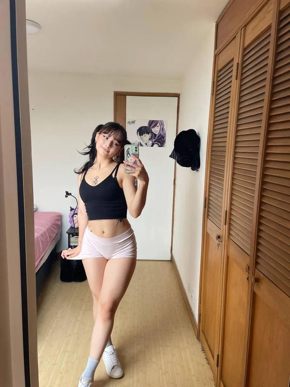 Its okay a short like this?