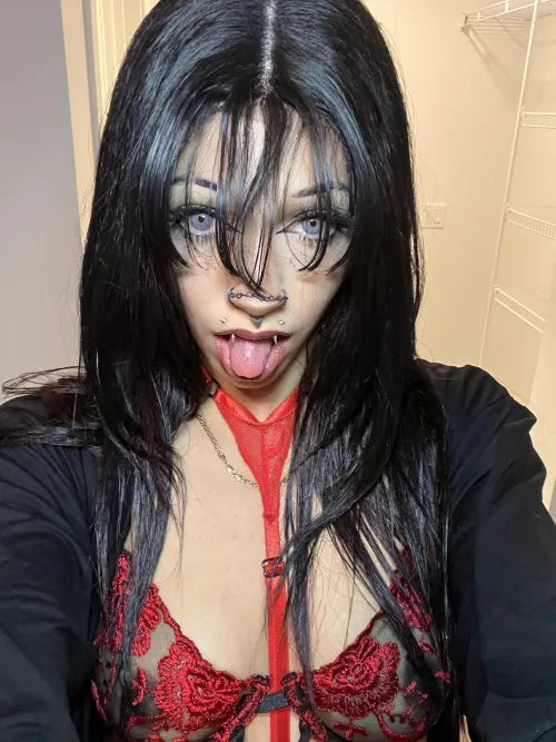 JOI with a goth girl is unbeatable