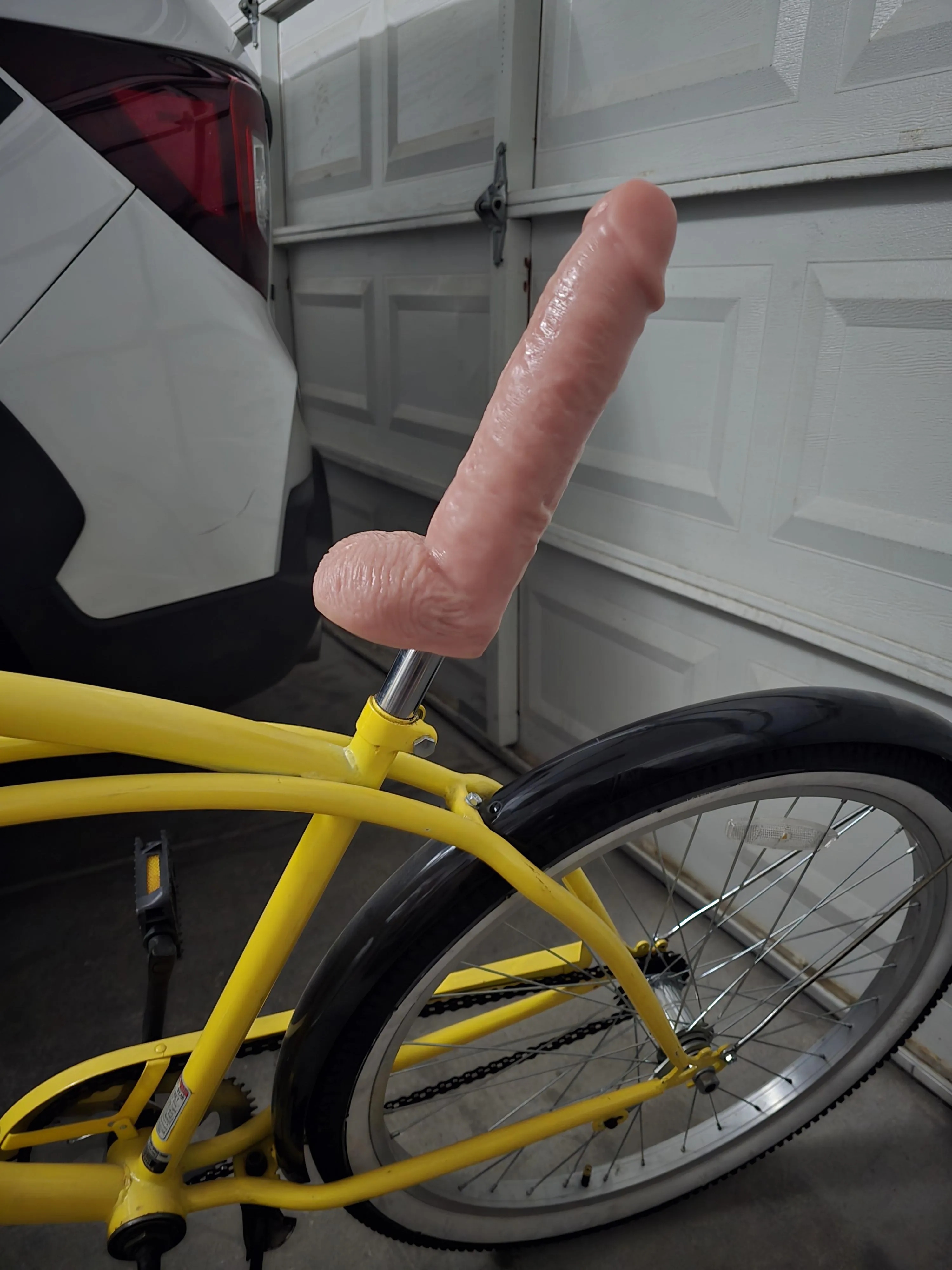 (M4f) m4m anyone want to meet up and masturbate together?