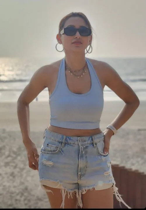 Mimi Chakraborty ekta khanki magi