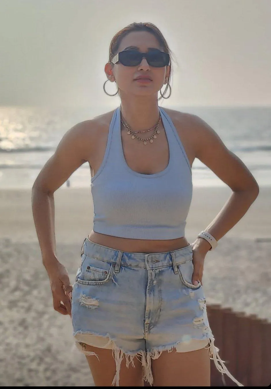 Mimi Chakraborty ekta khanki magi