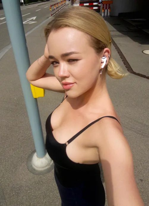 Stretch me baby if u can