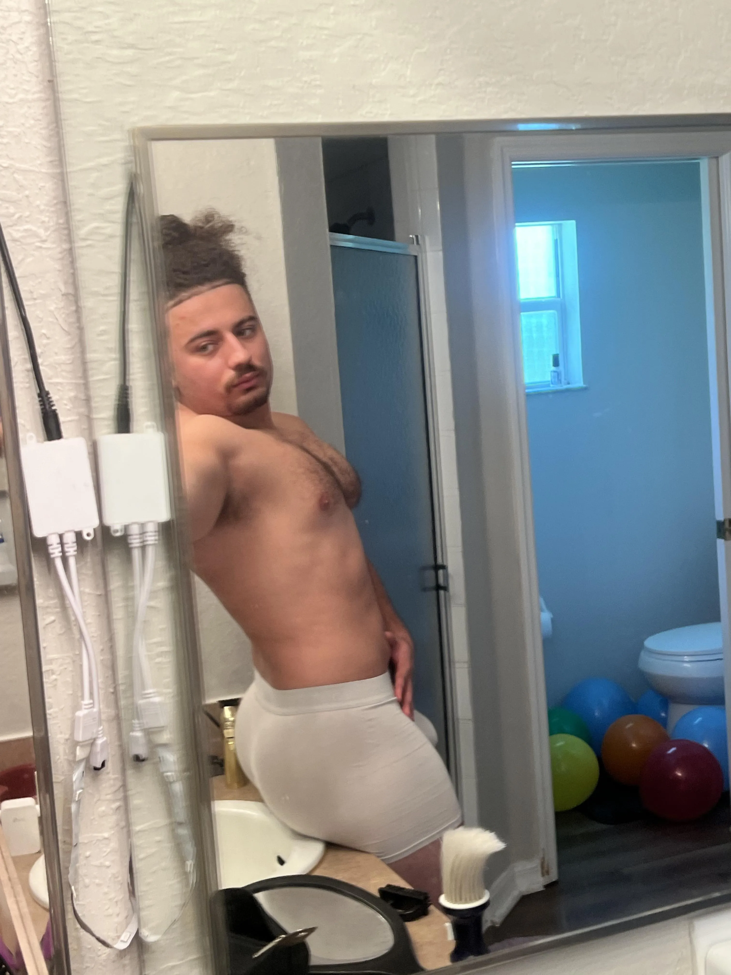 These extra pounds really came with cake