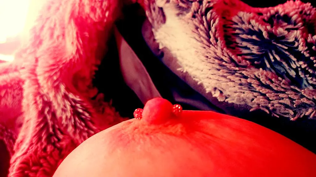 Titties. Enough said.