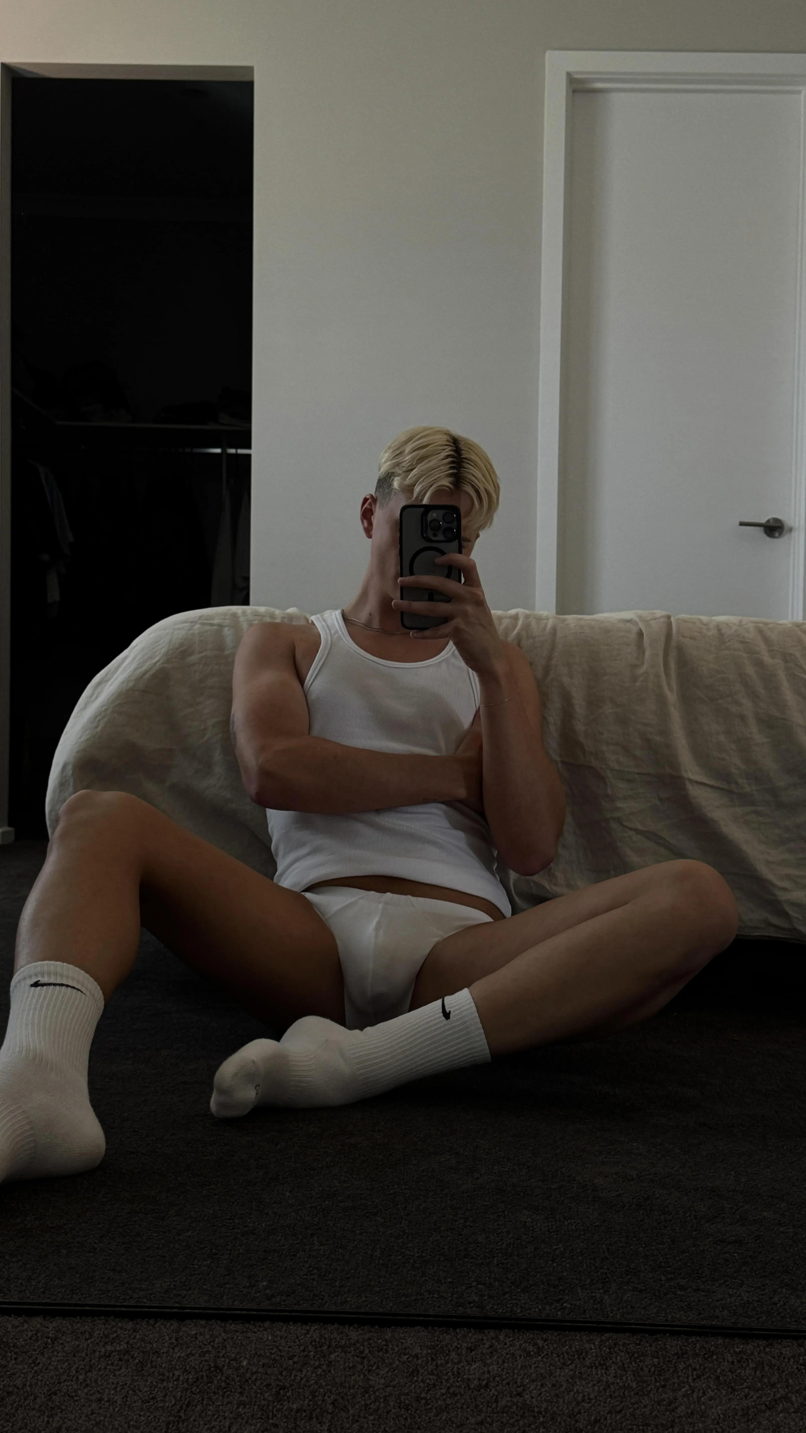 who likes white nike socks? [31]