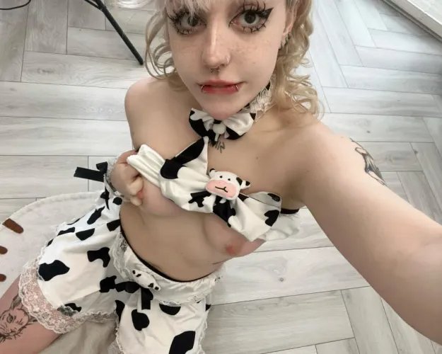 woke up extra horny today
