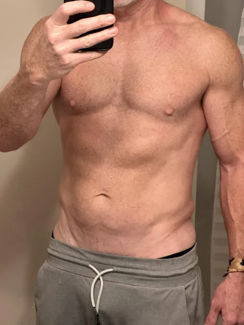 (42) Those with a daddy kink welcome. F, 18-29 preferred