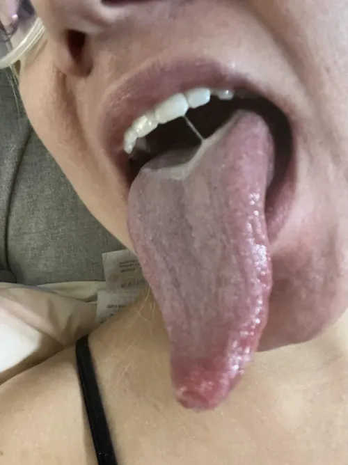 enjoy my tongue as lang as you want babe