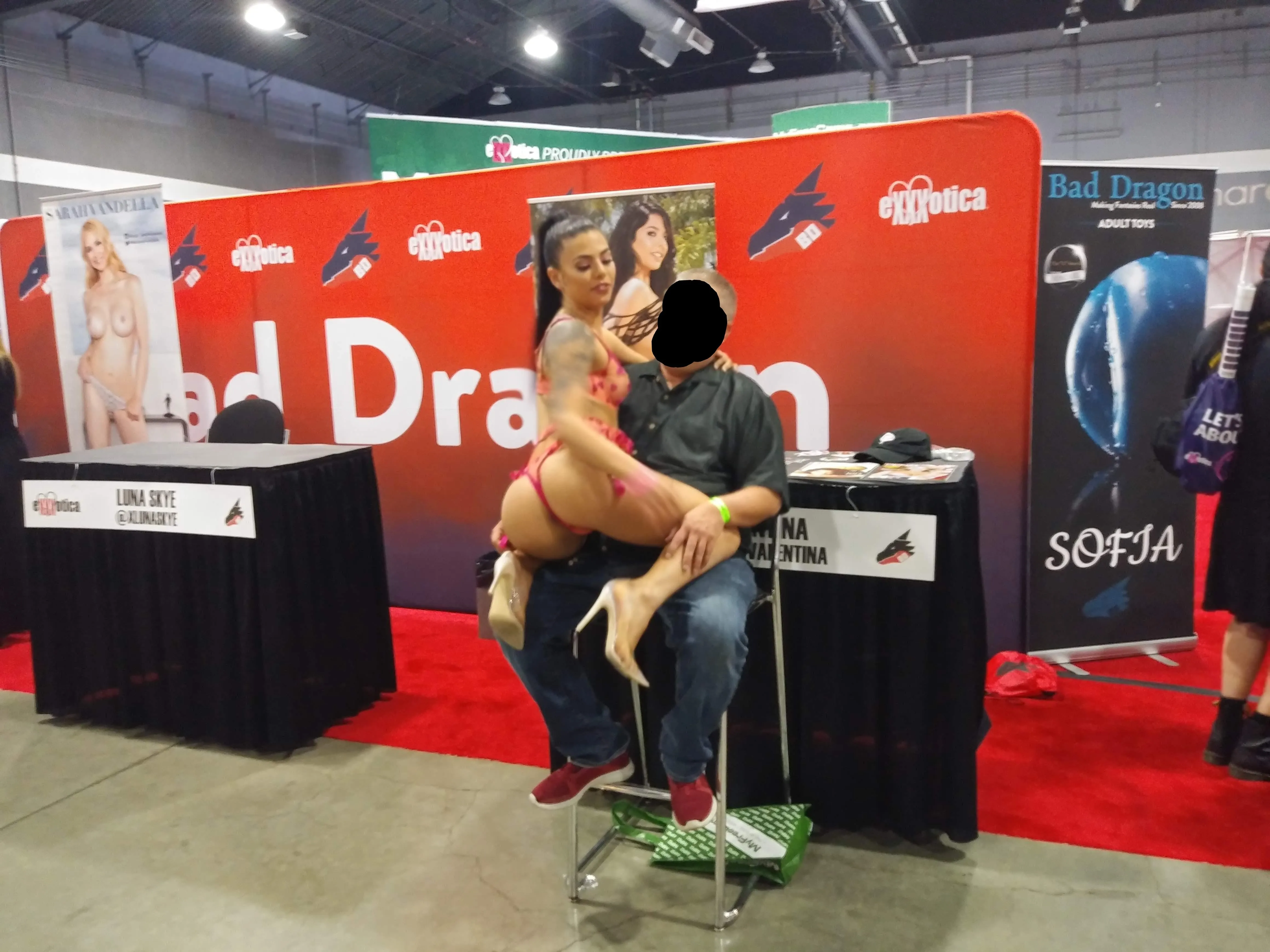 Gina Valentina giving me a lap dance at Exxxotica, Portland.