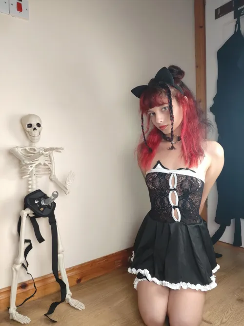 HI im vixen wanna play ?