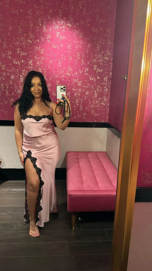 I love taking pictures of myself