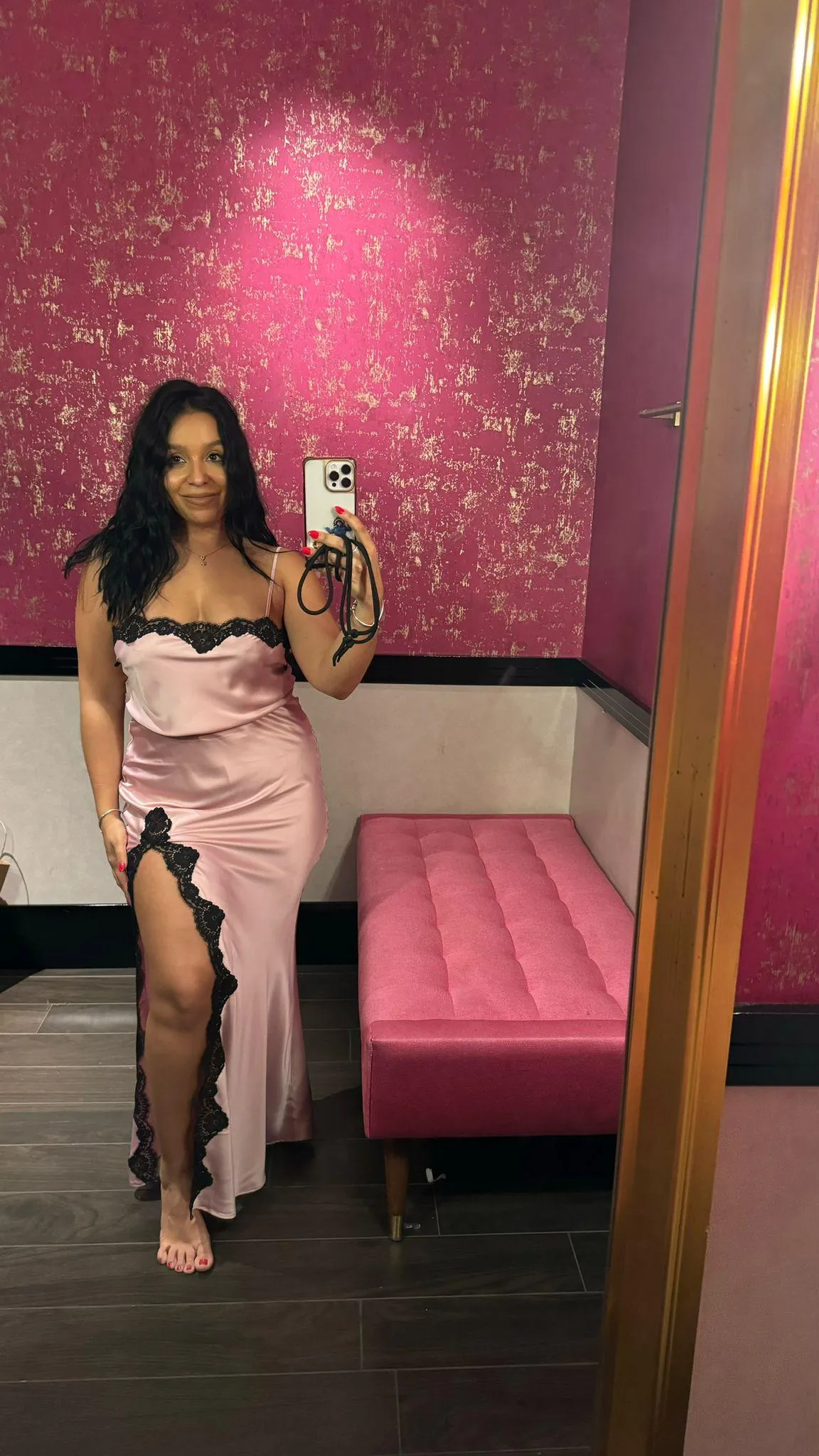 I love taking pictures of myself