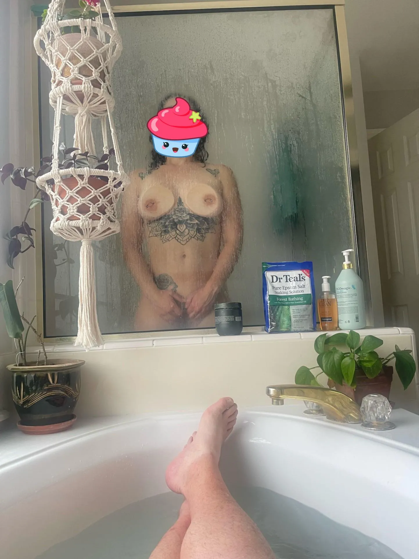 Looking but not in a rush! Looking for a couple equally attractive