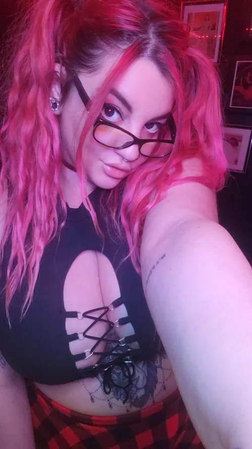 More cuteness on @sugar_bellz420