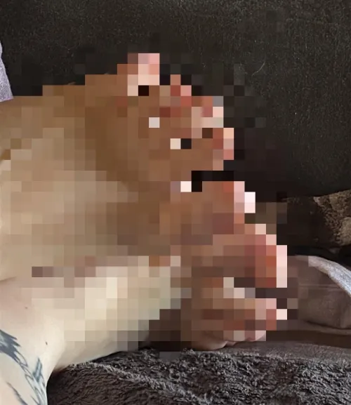 Toe pixels - send $1 for every pixel betas.