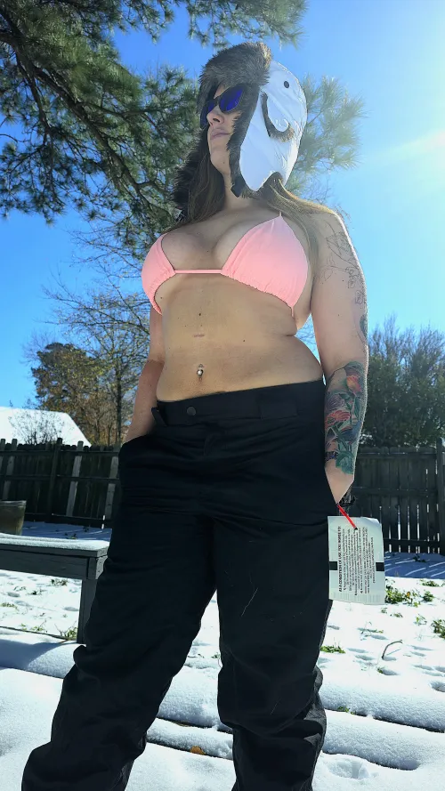 When I said I wanted white stuf[f] all over the place. I meant my face. Not the ground