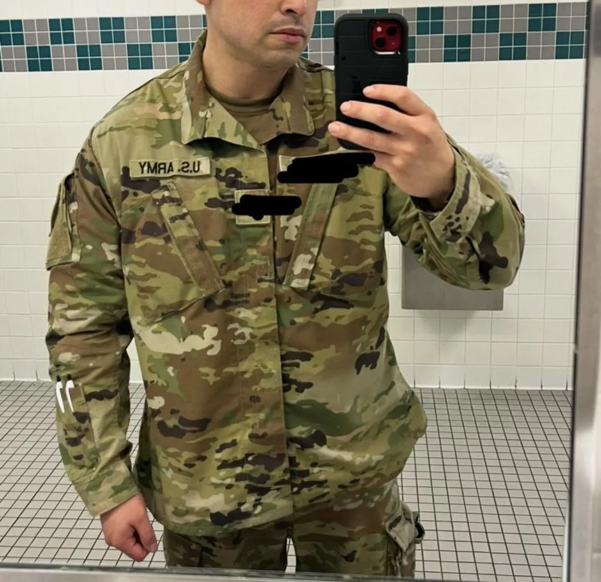 32[M4MF/F] soldier hosting Flagstaff