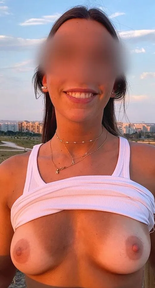 Choosing outfits like this for walks turns me on